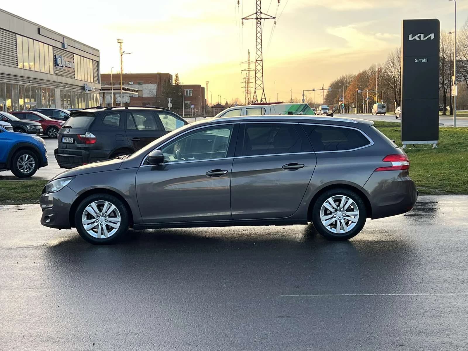 Peugeot 308