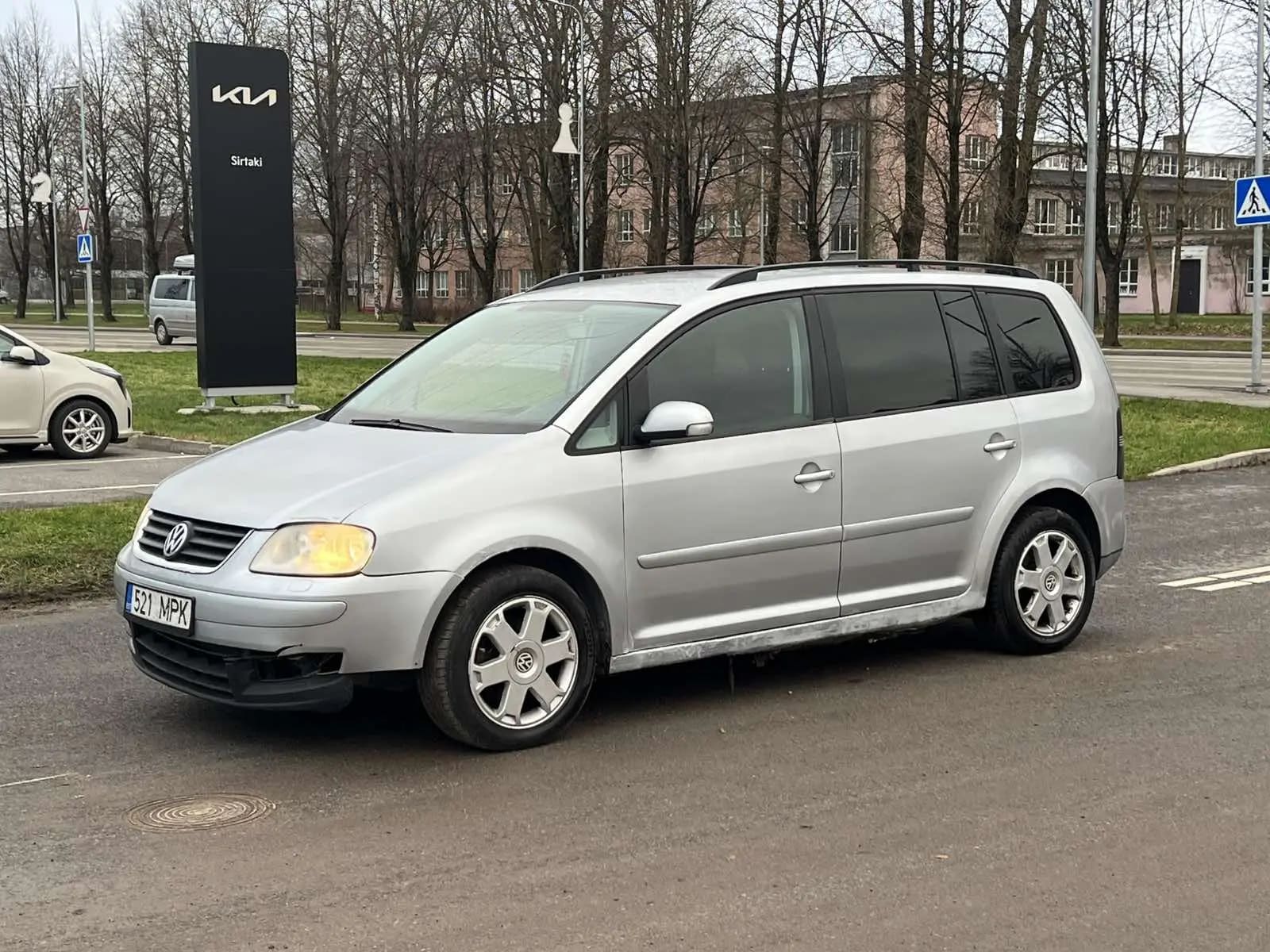 Volkswagen Touran