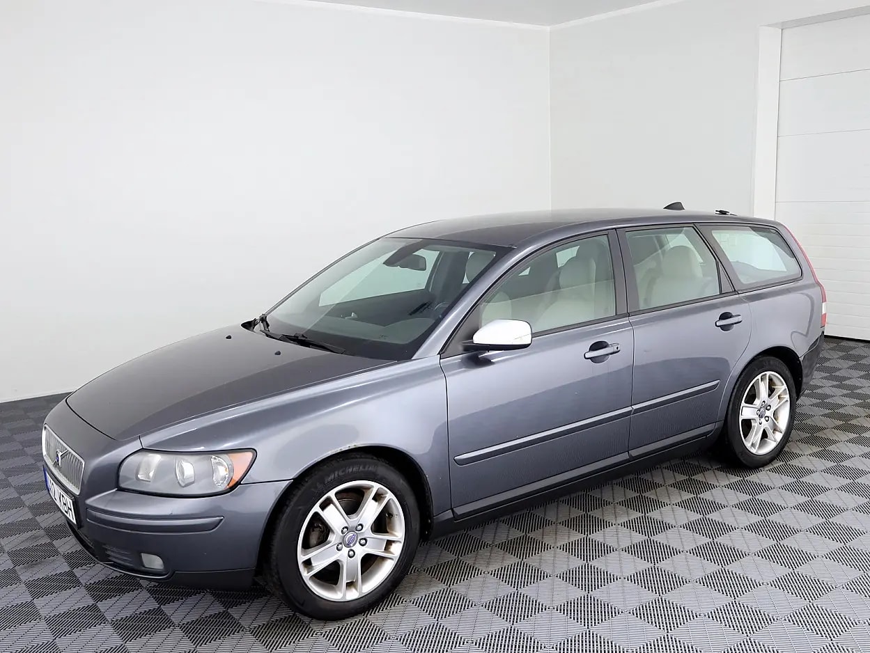 Volvo V50