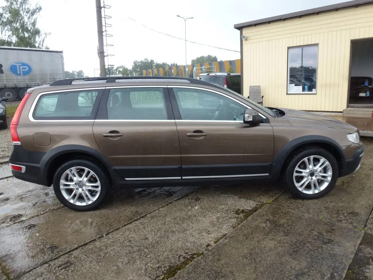 Volvo XC70