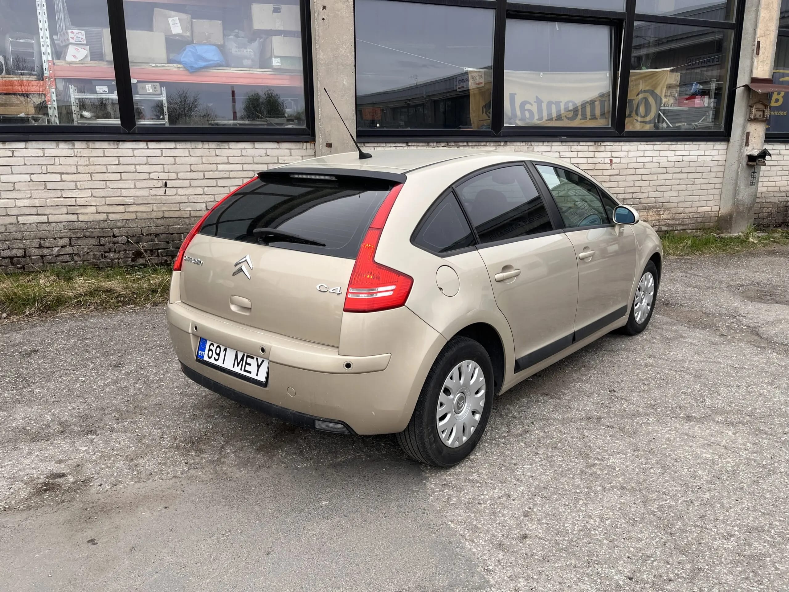 Citroën C4