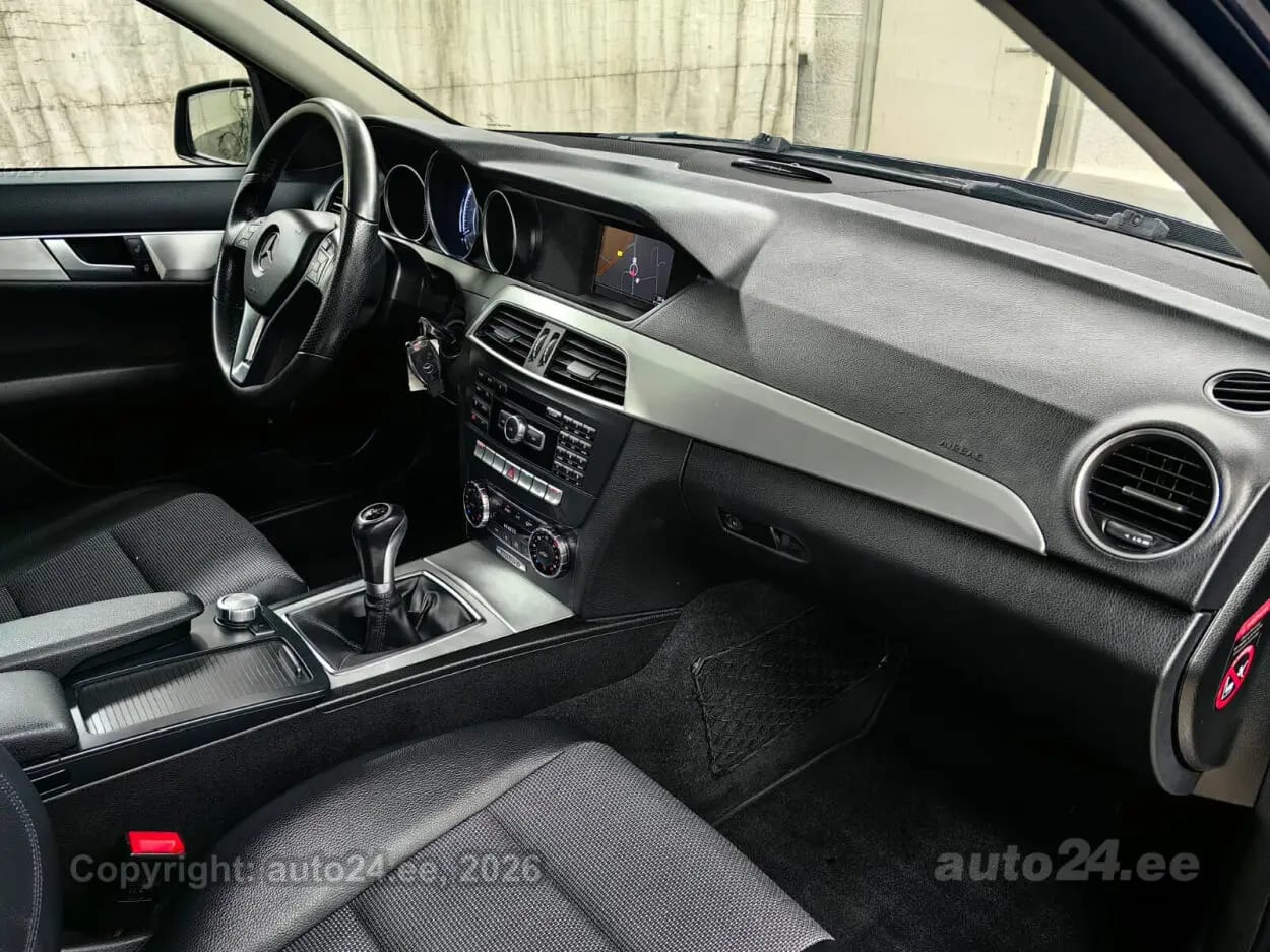 Mercedes-Benz C 200