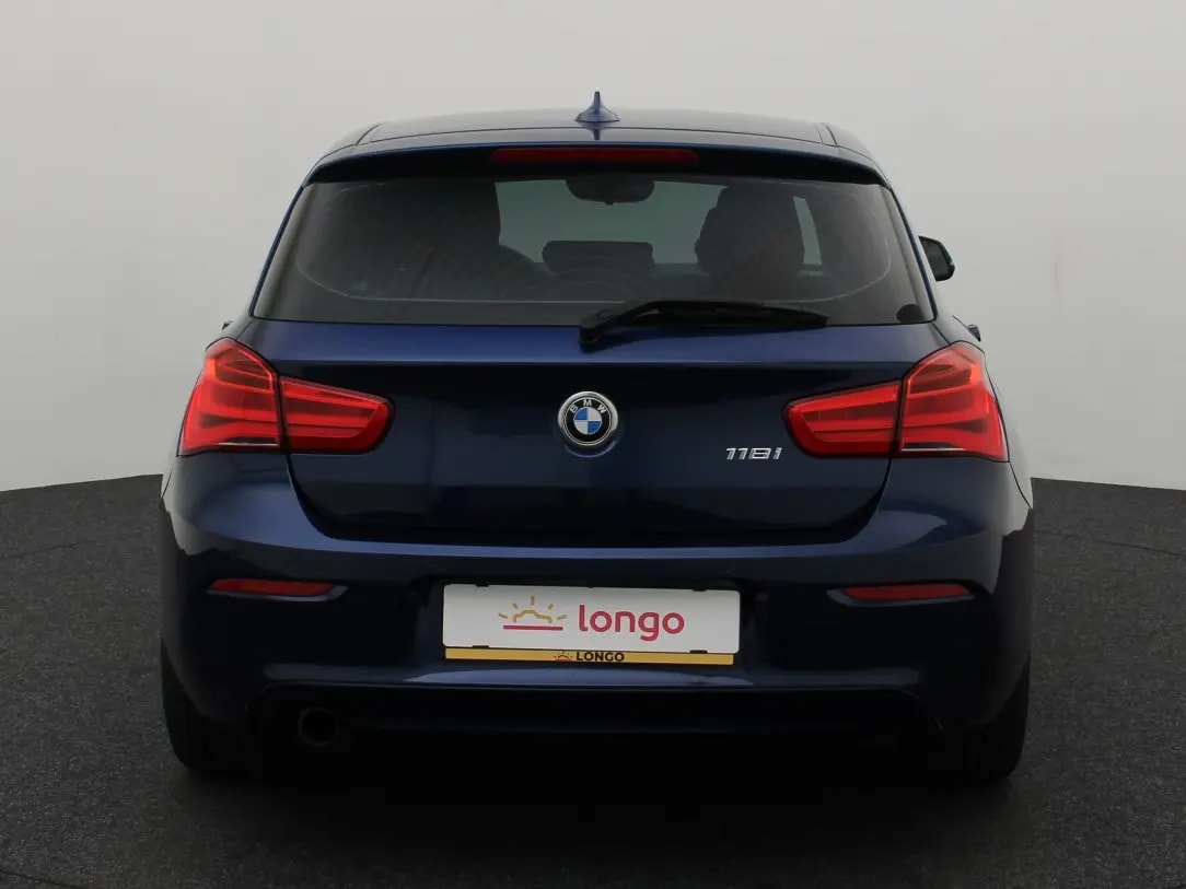 BMW 118