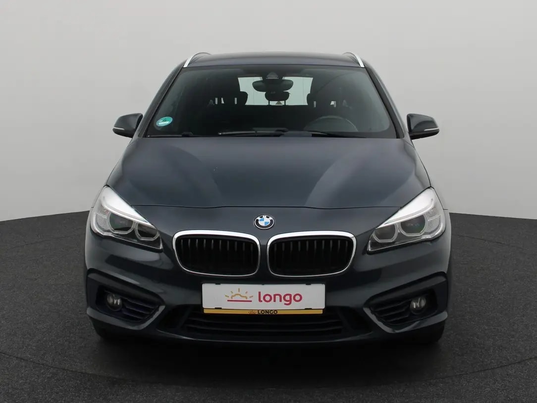 BMW 218