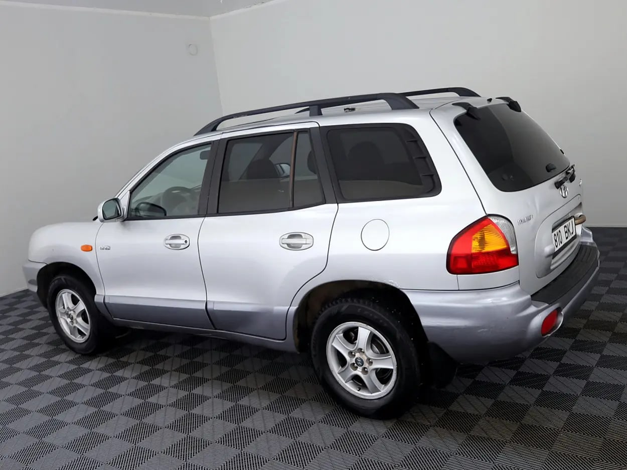 Hyundai SANTA FE