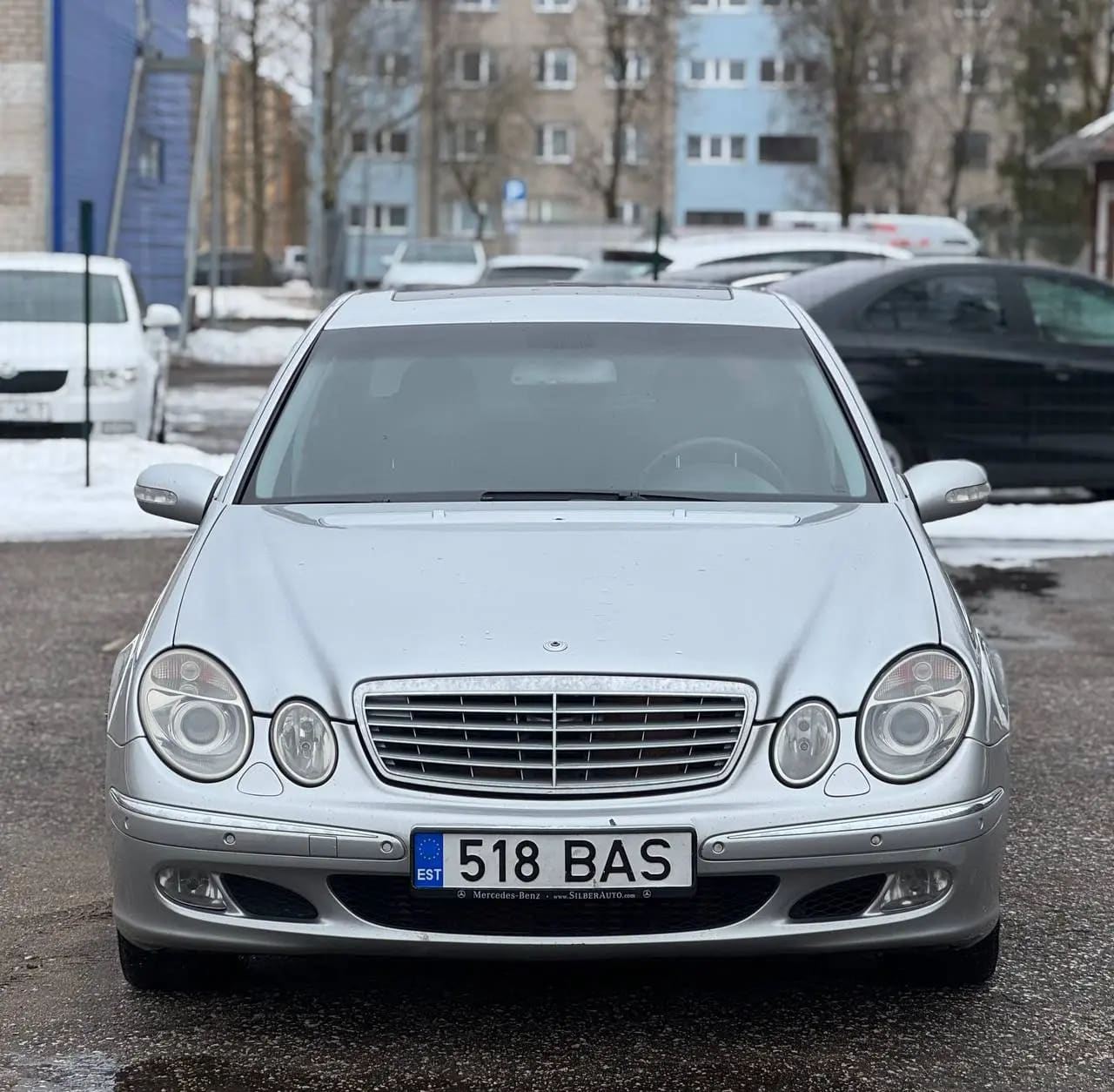 Mercedes-Benz E 320
