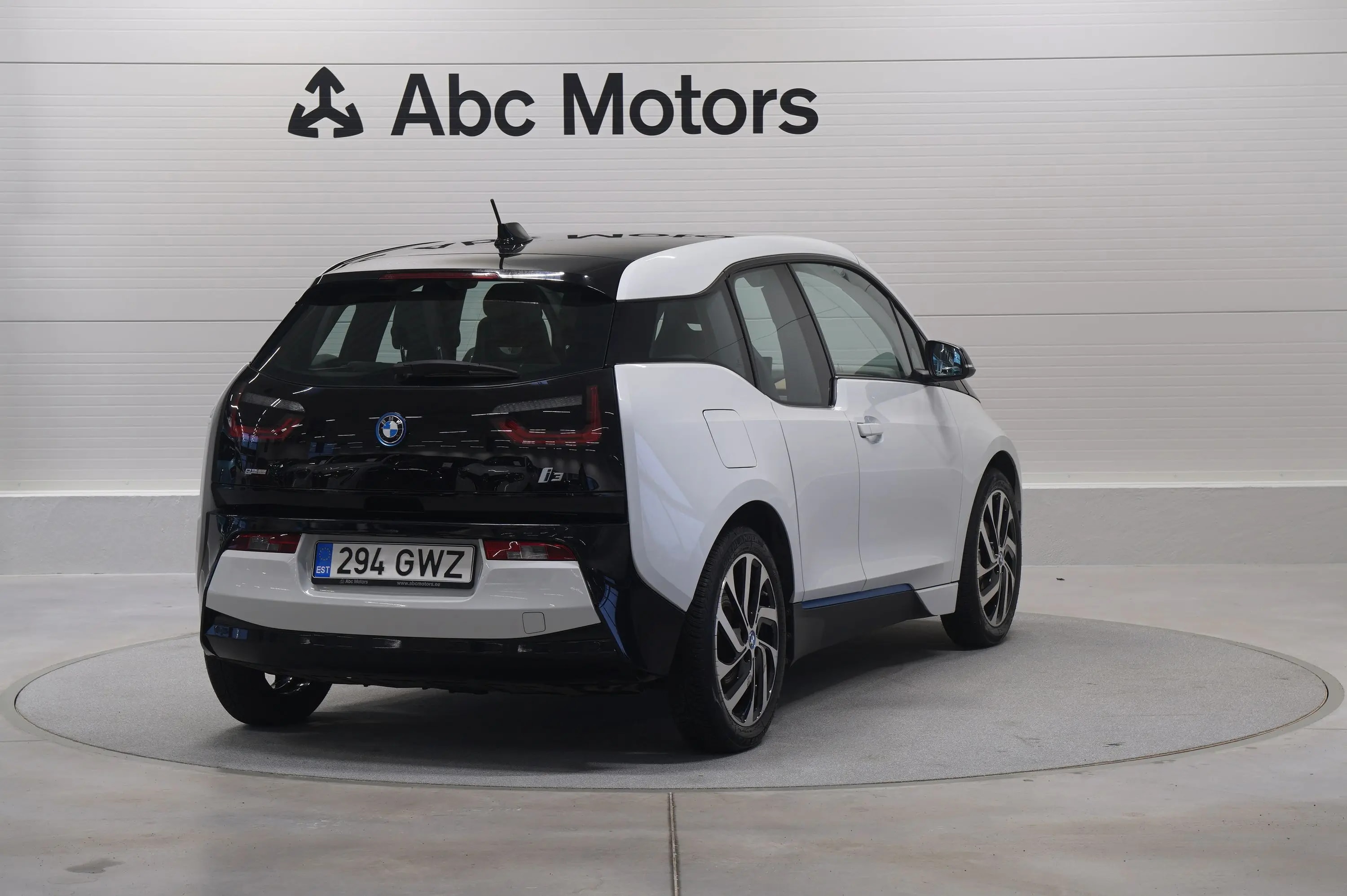 BMW i3