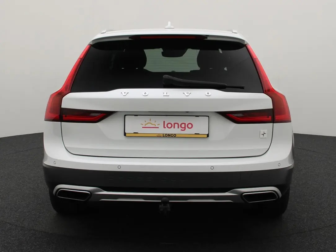 Volvo V90 Cross Country