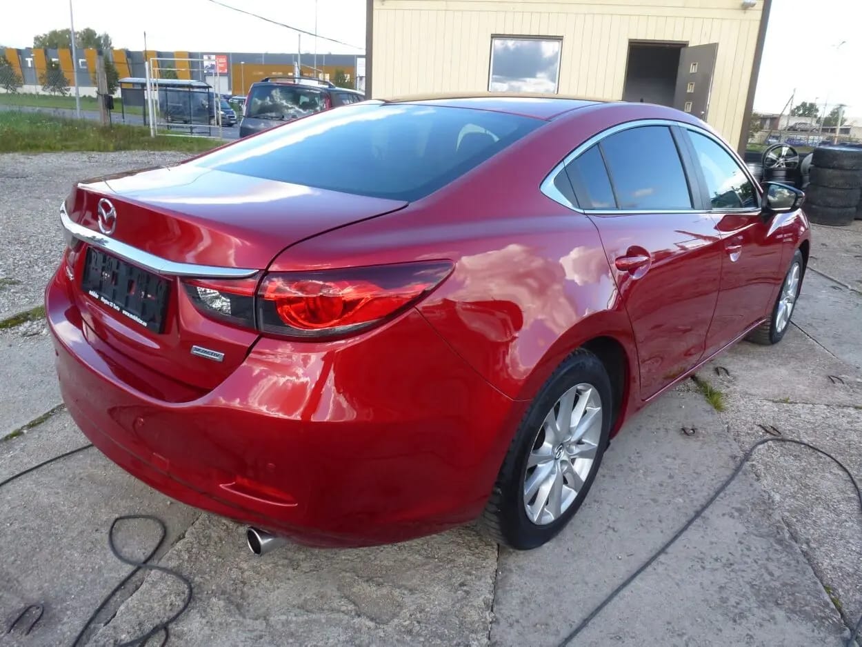 Mazda 6