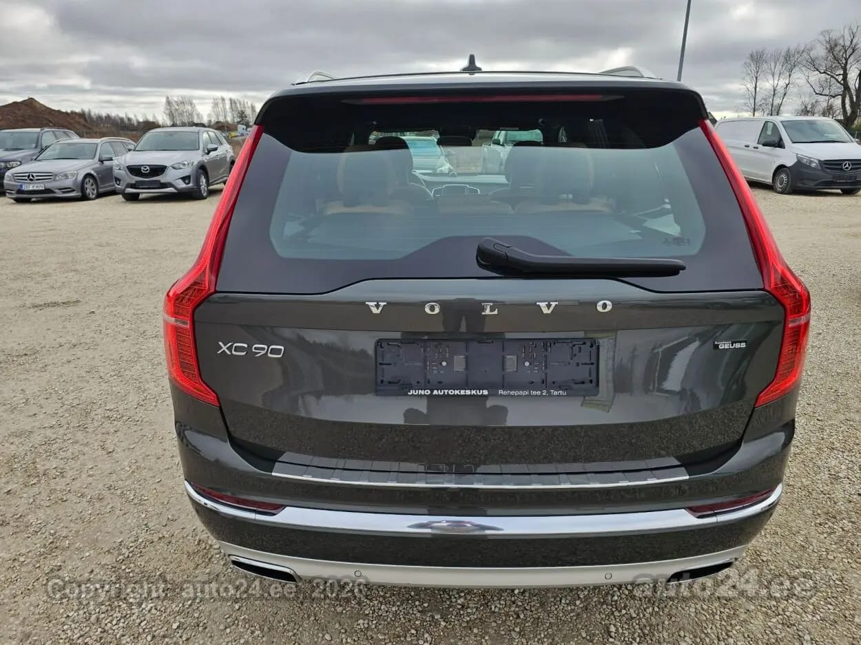 Volvo XC90