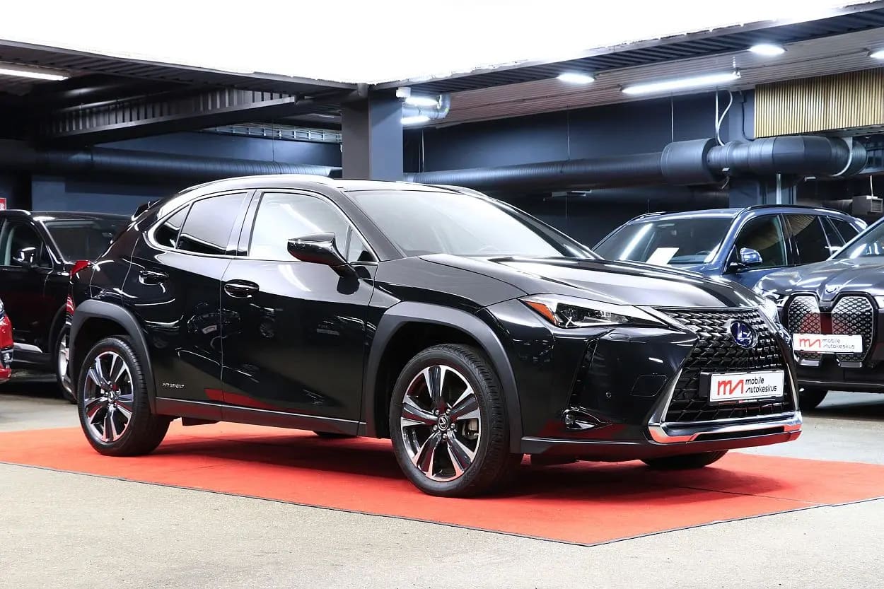 Lexus UX