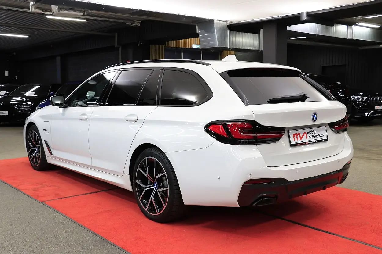 BMW 530