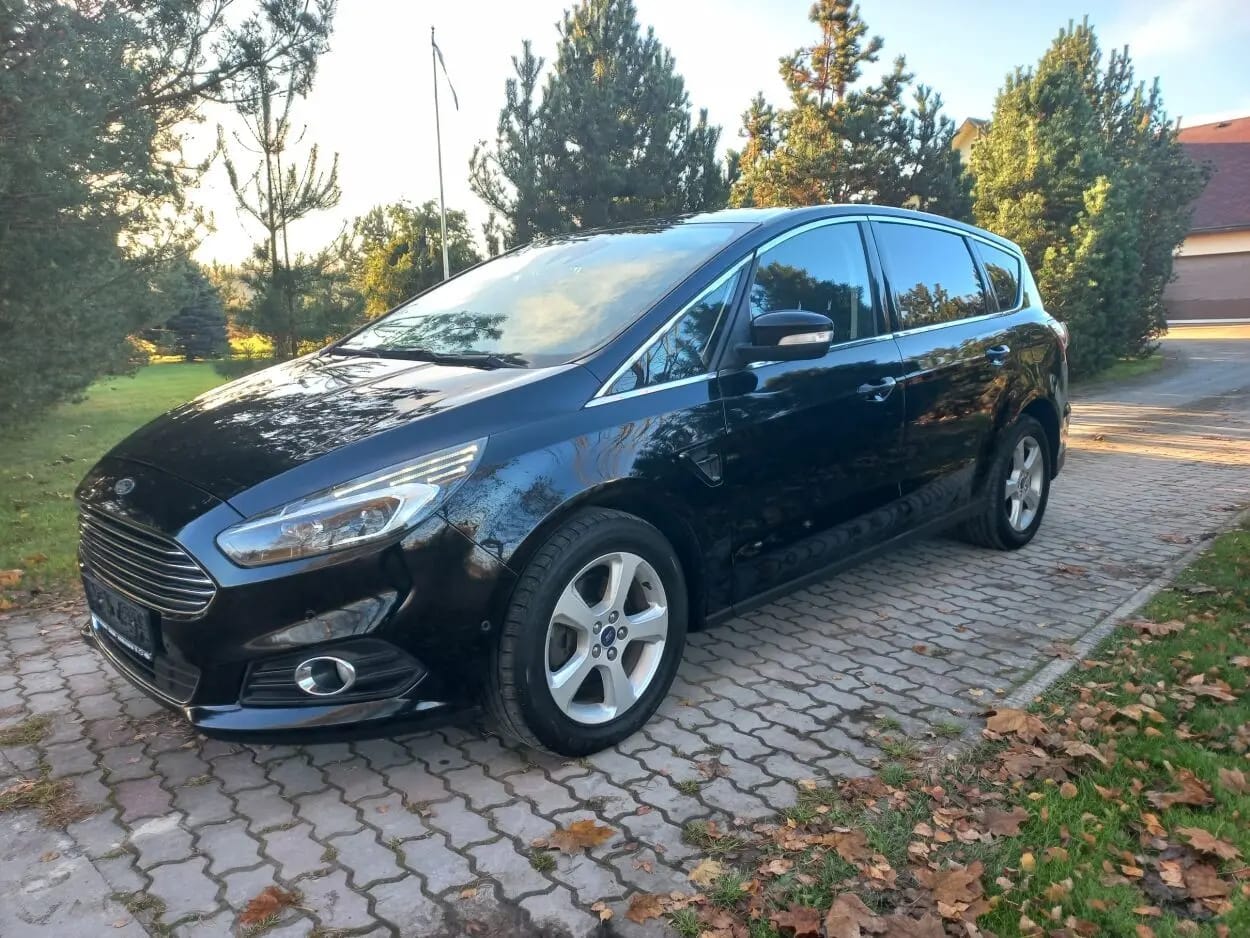 Ford S-Max