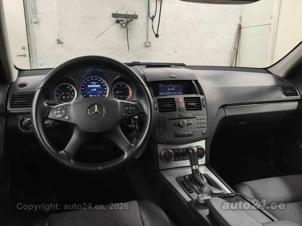 Mercedes-Benz C 220