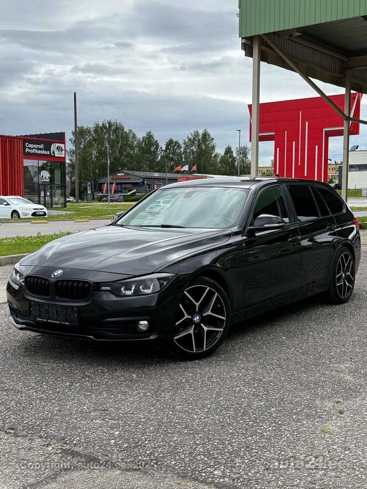 BMW 320