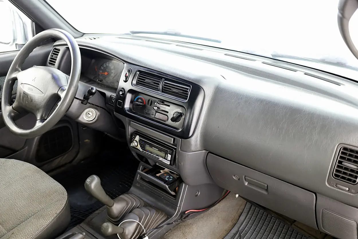 Mitsubishi L200