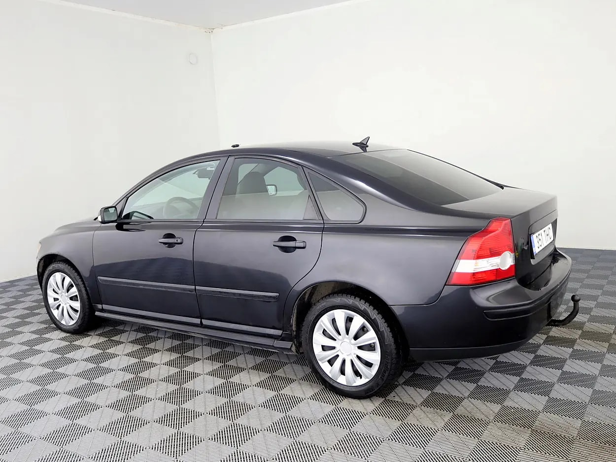 Volvo S40