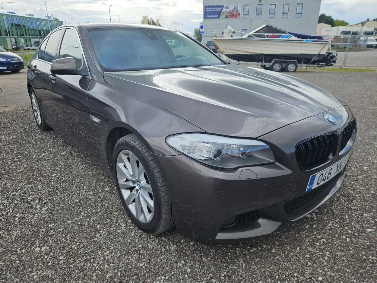 BMW 530