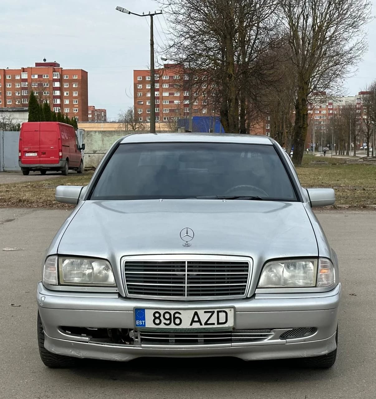 Mercedes-Benz C 180