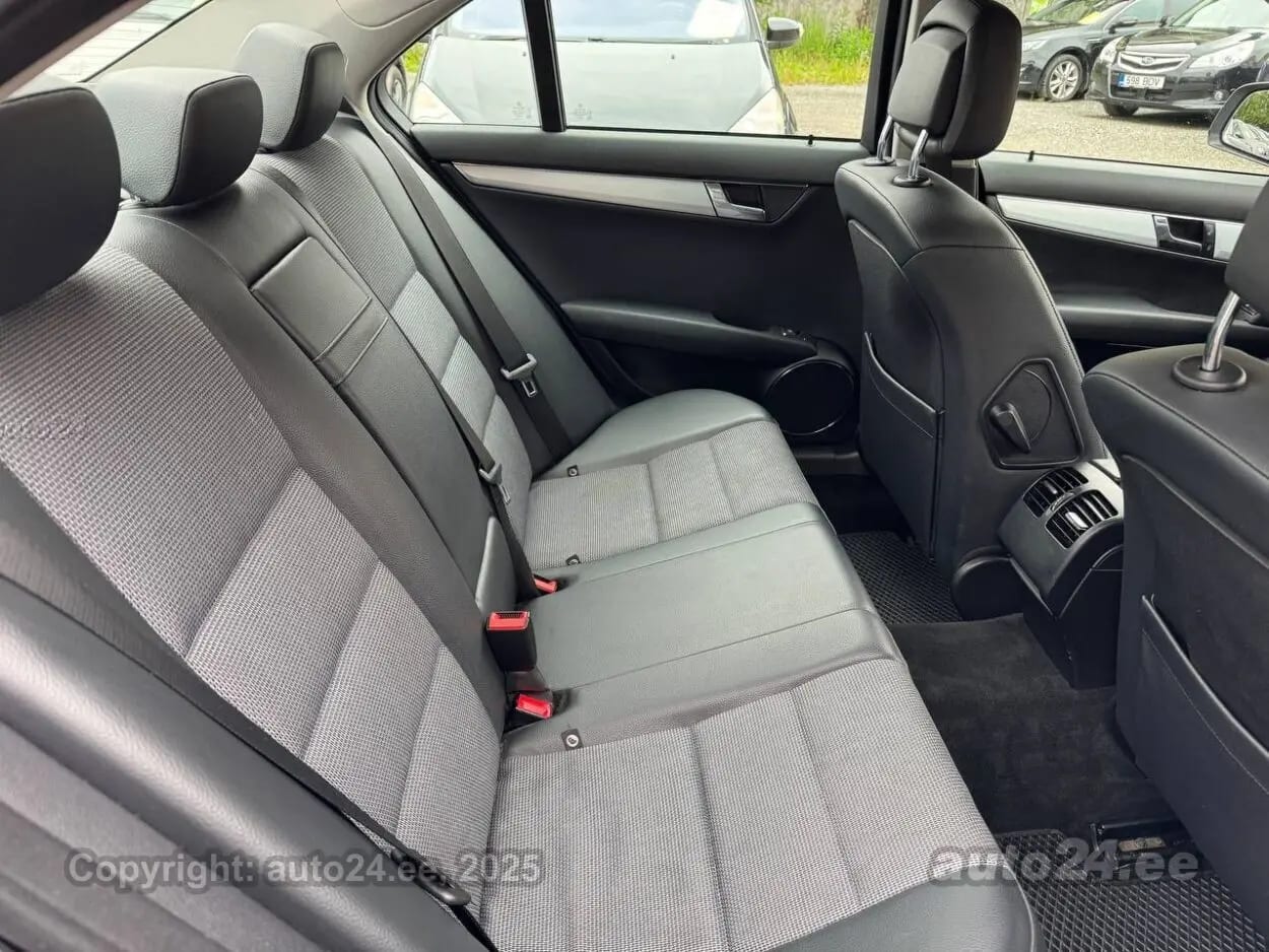 Mercedes-Benz C 200