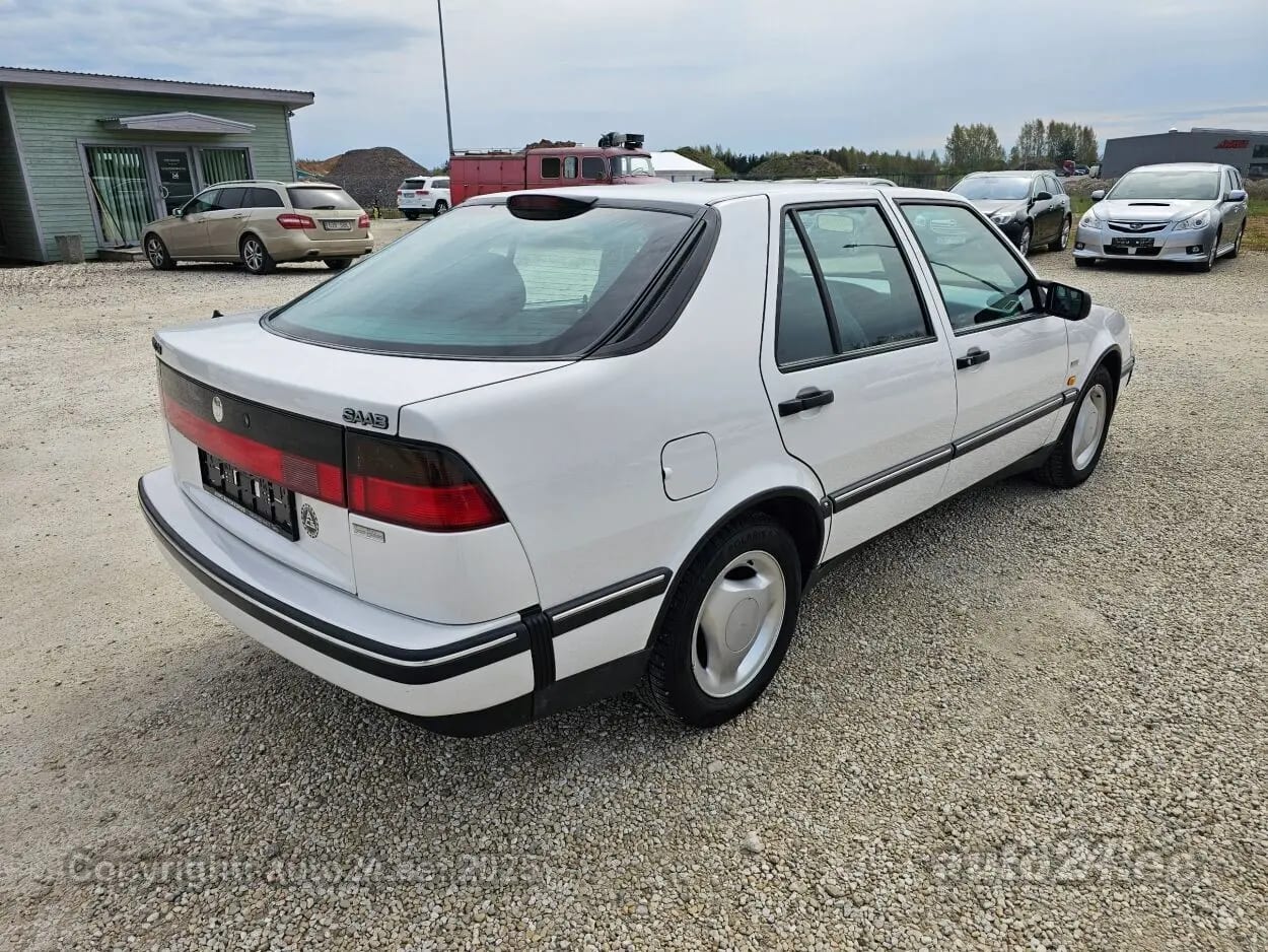 Saab 9000
