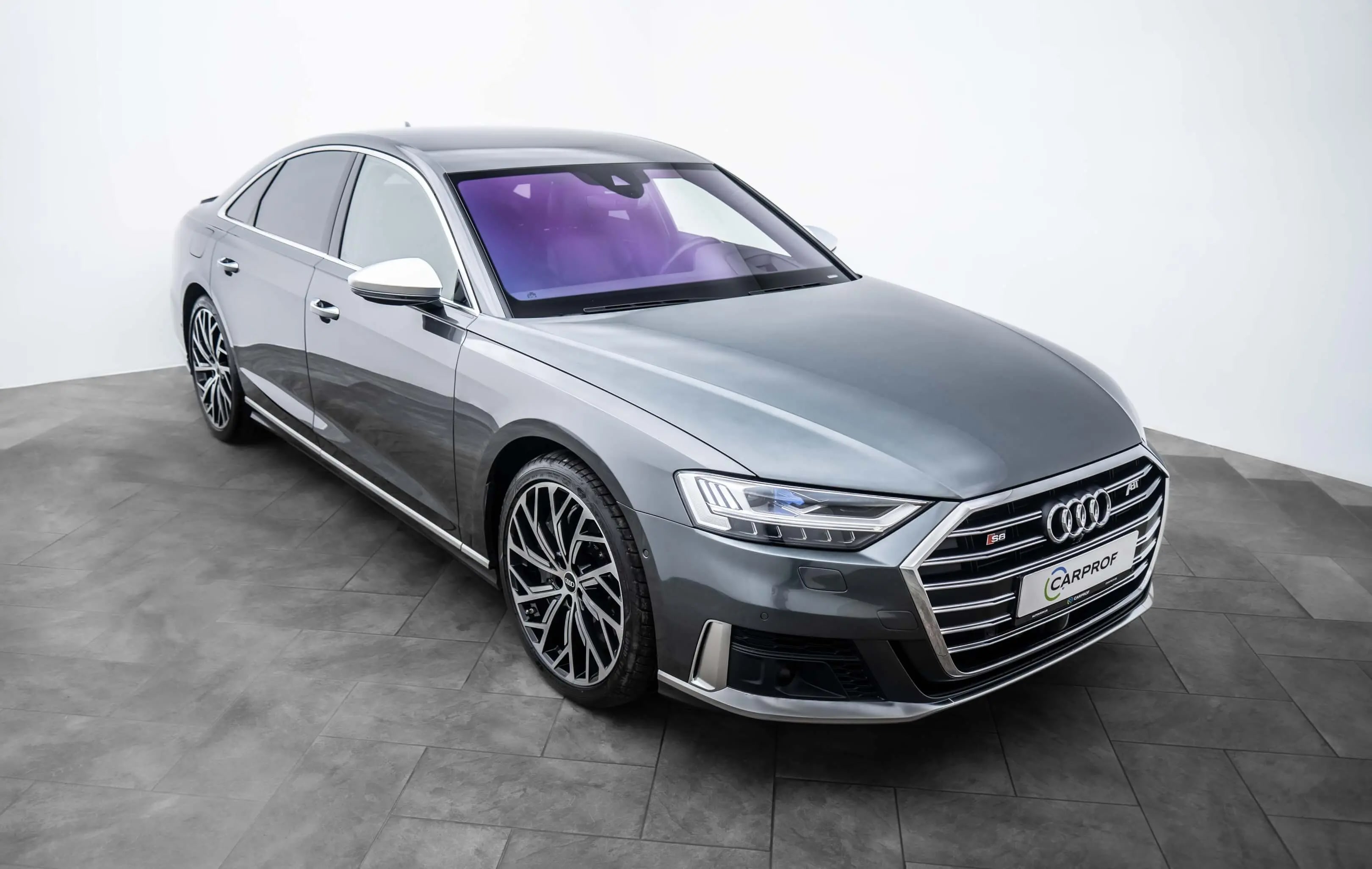 Audi S8