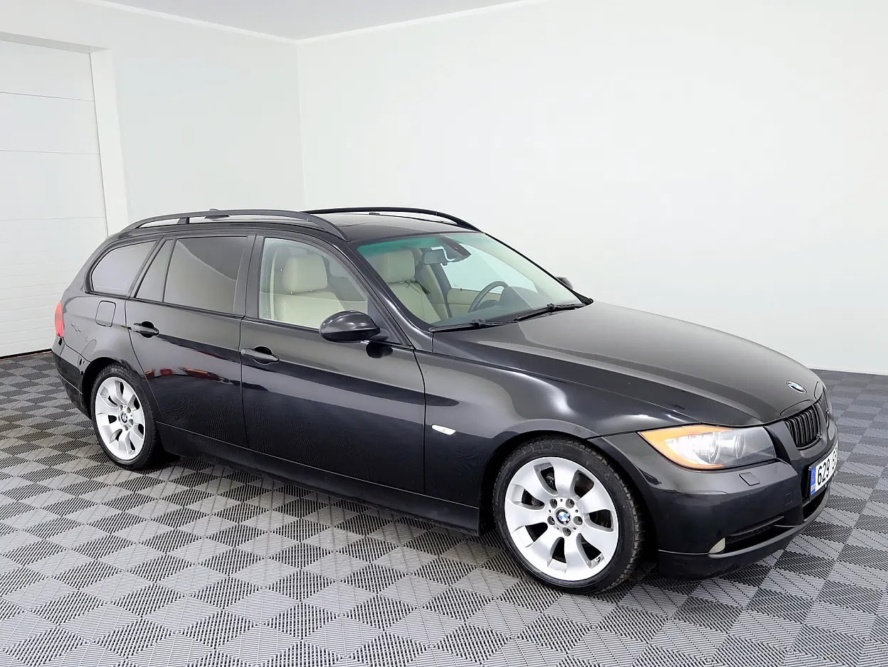 BMW 325