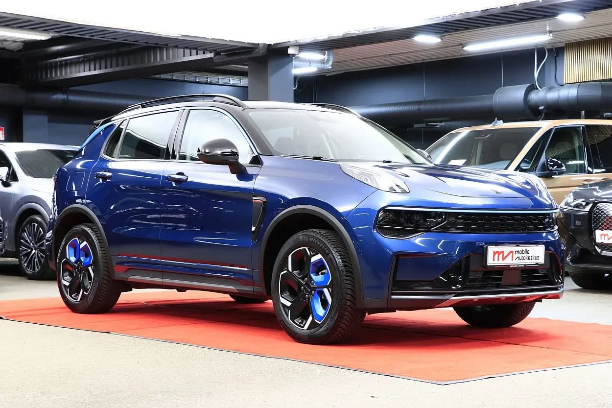 Lynk&Co 01