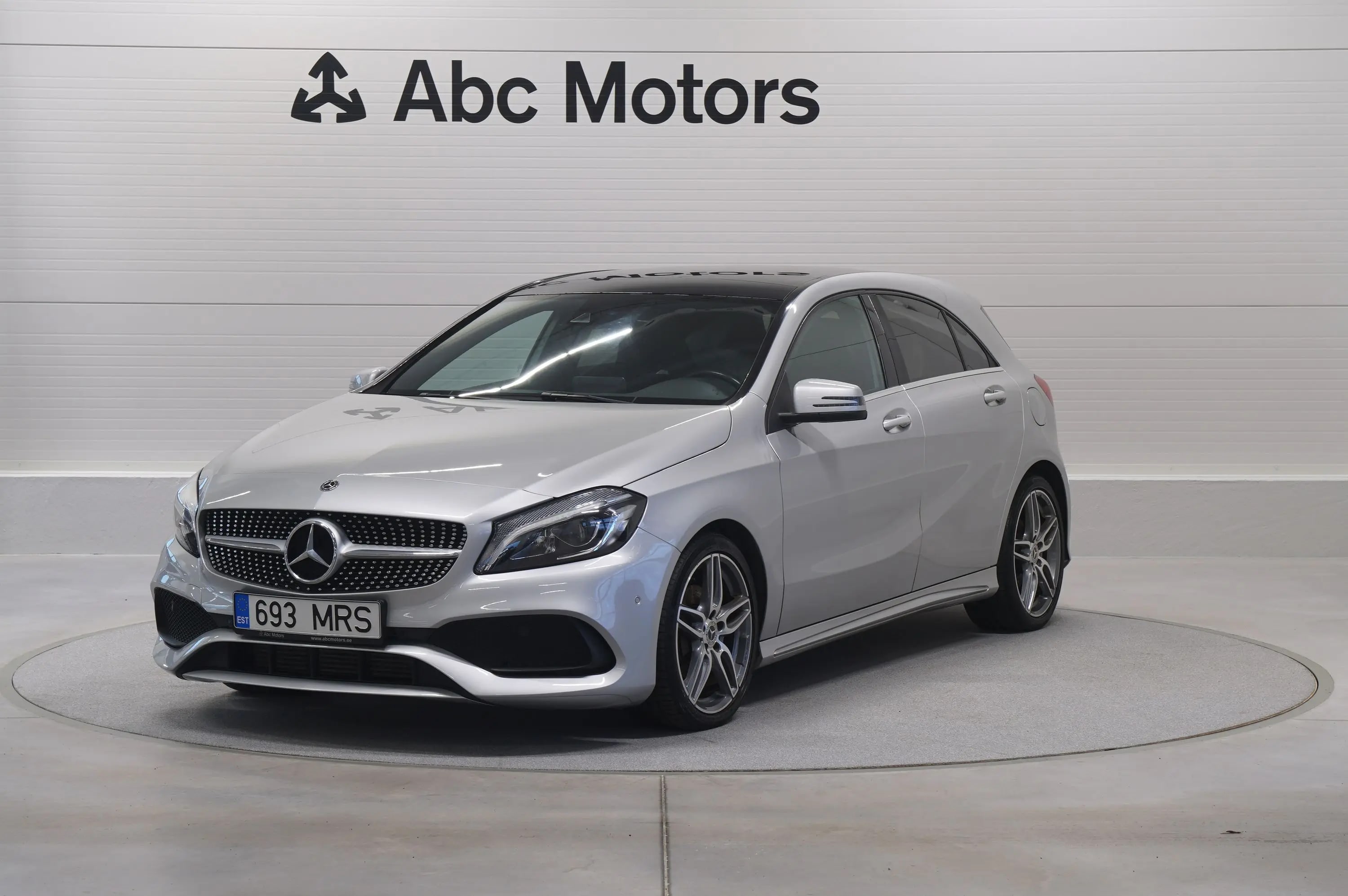 Mercedes-Benz A 180