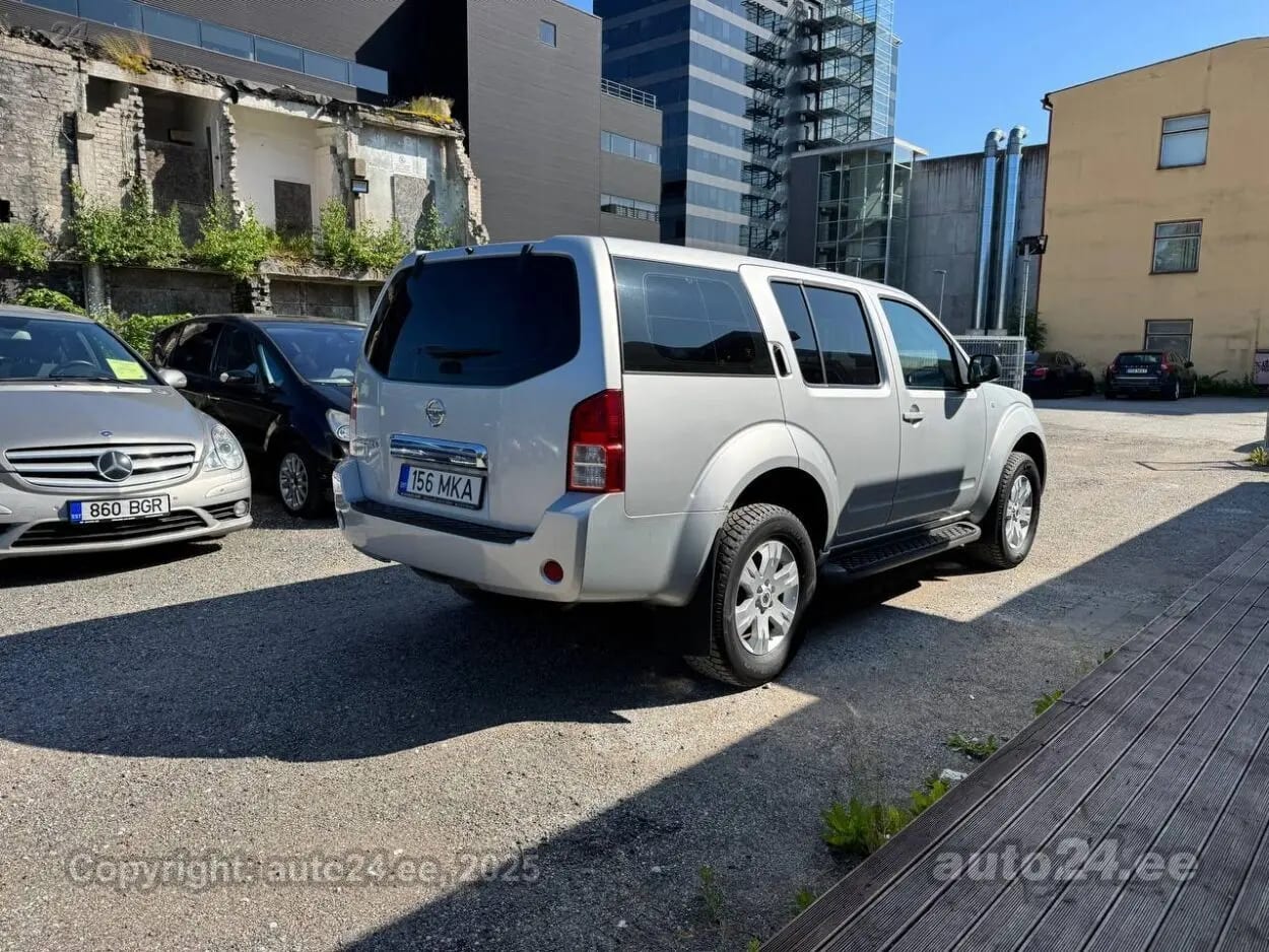 Nissan Pathfinder