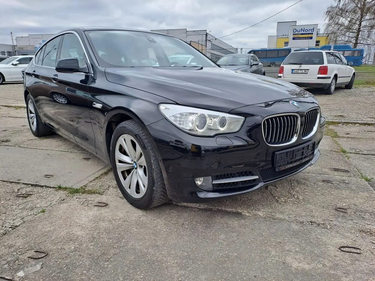 BMW 530