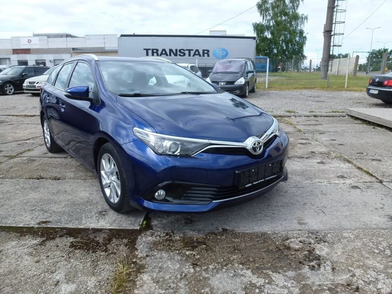 Toyota Auris Touring Sports