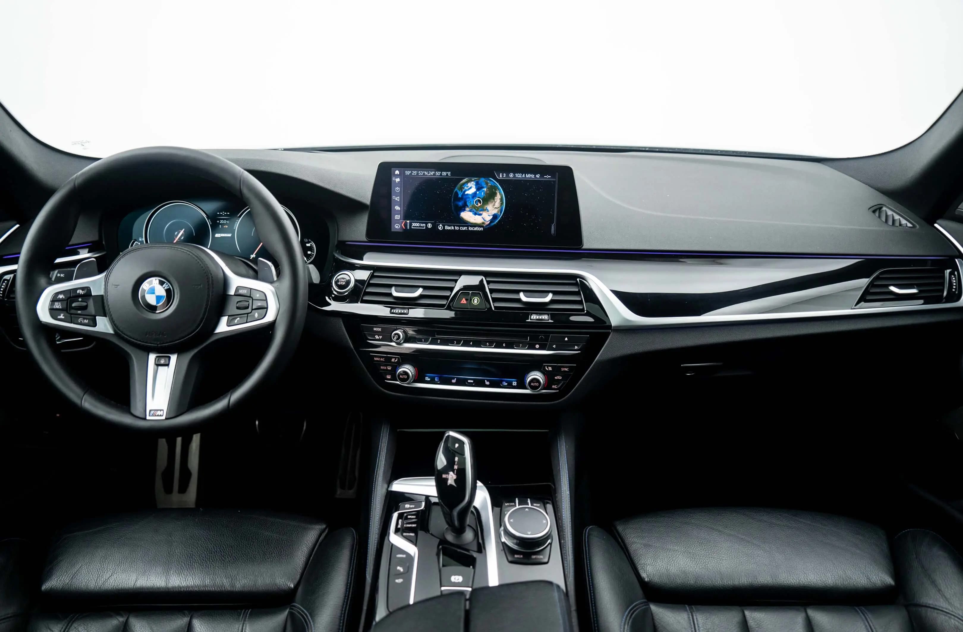 BMW 530