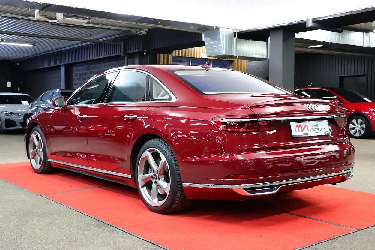 Audi A8
