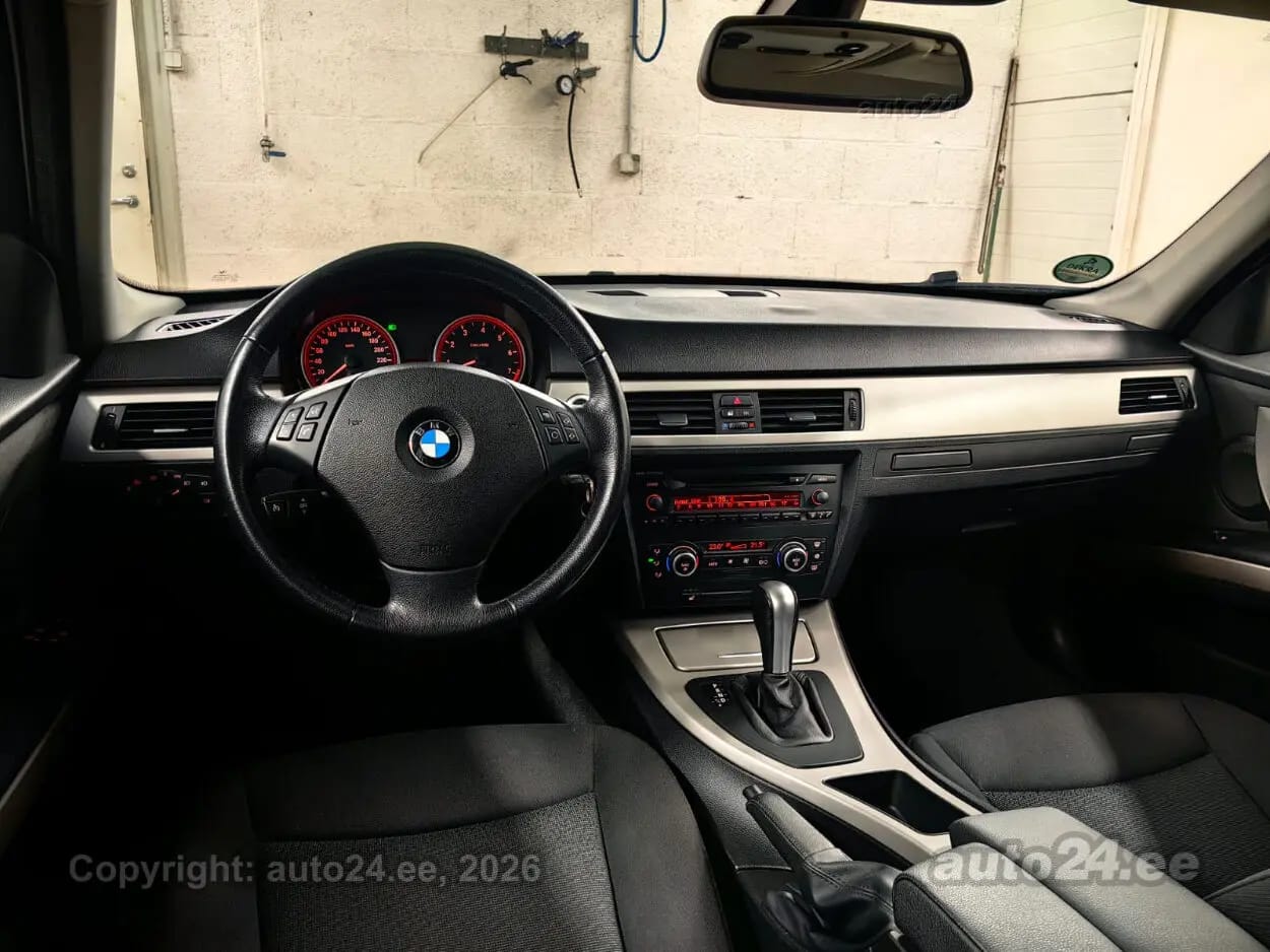 BMW 325