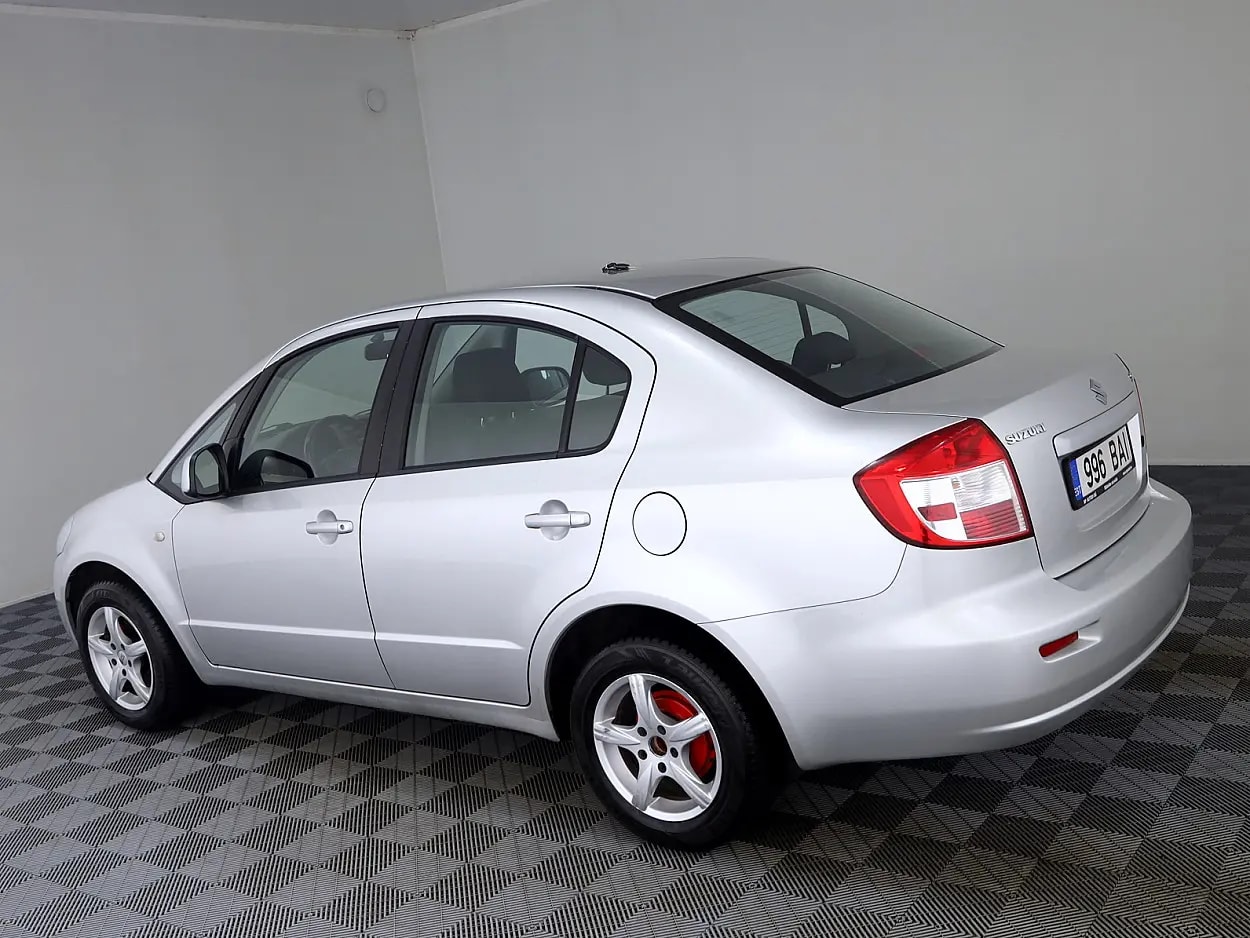 Suzuki SX4