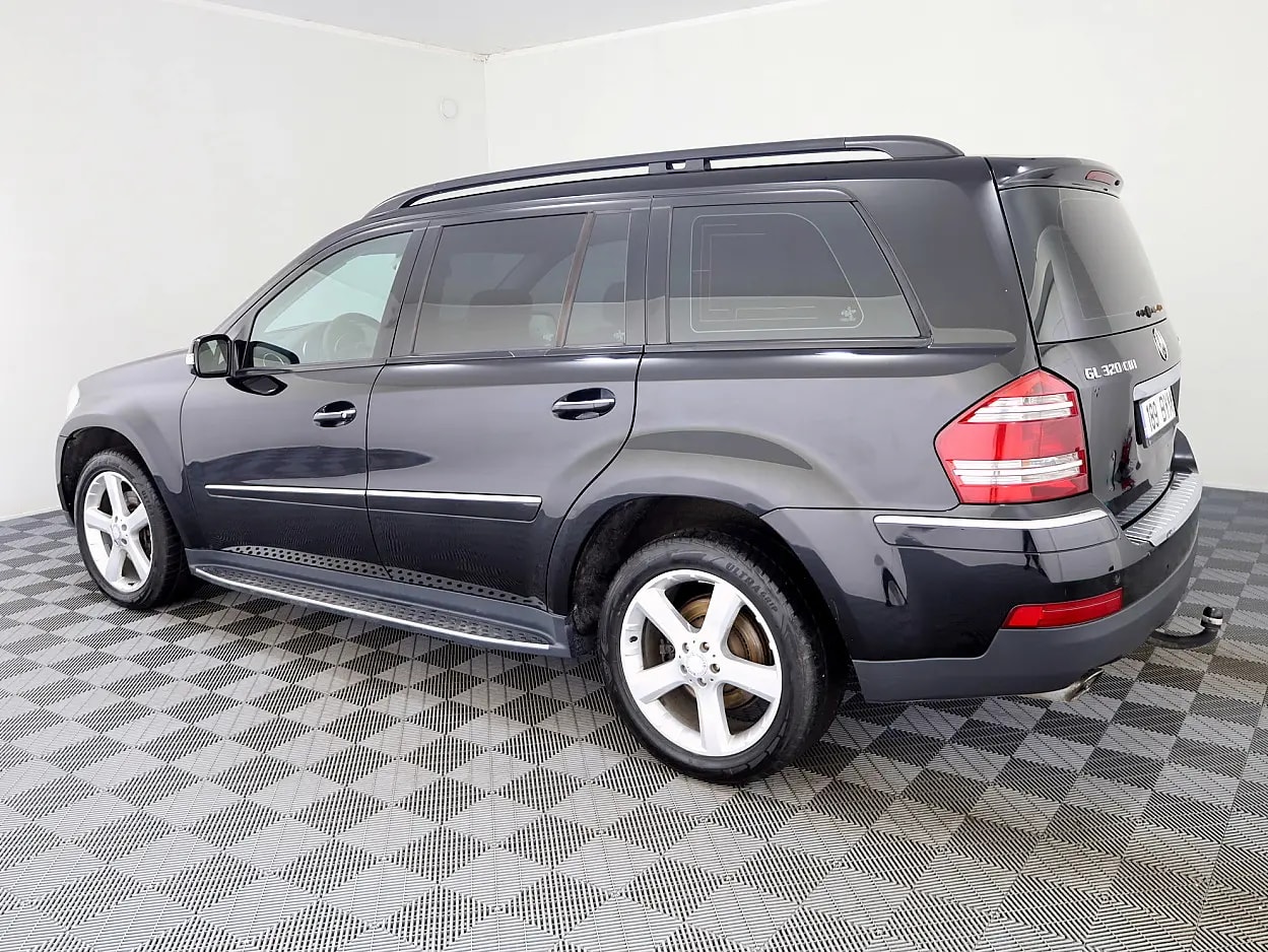 Mercedes-Benz GL 320