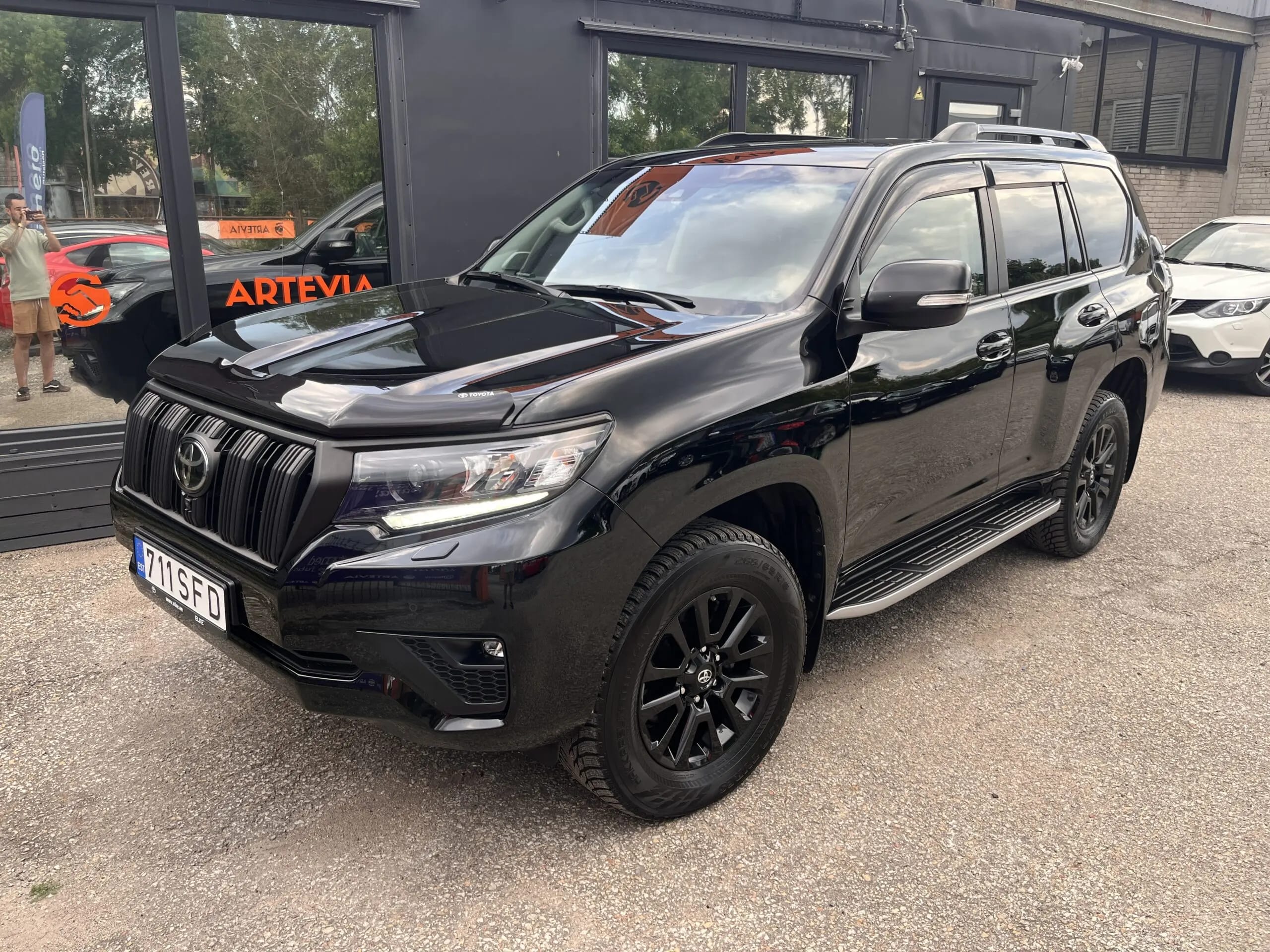 Toyota Land Cruiser