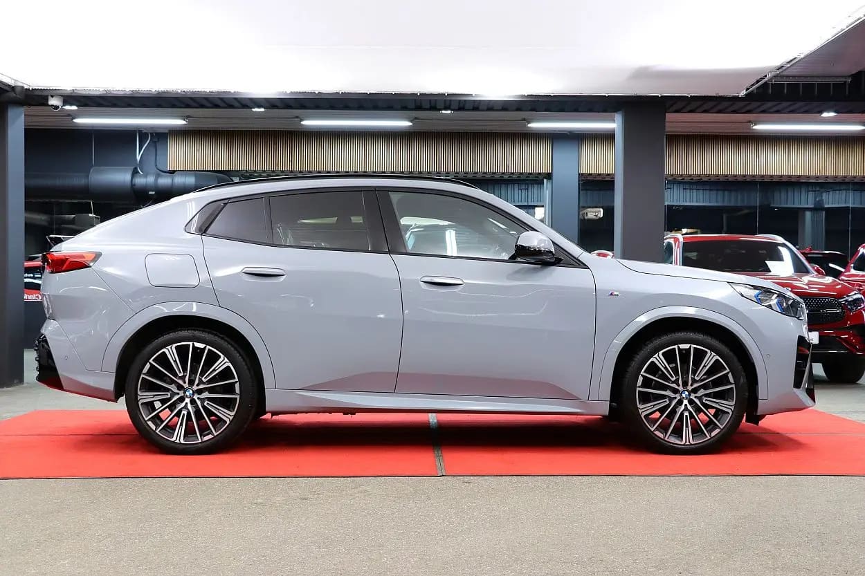BMW X2