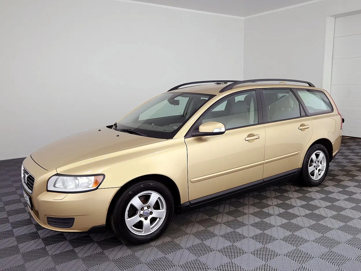 Volvo V50