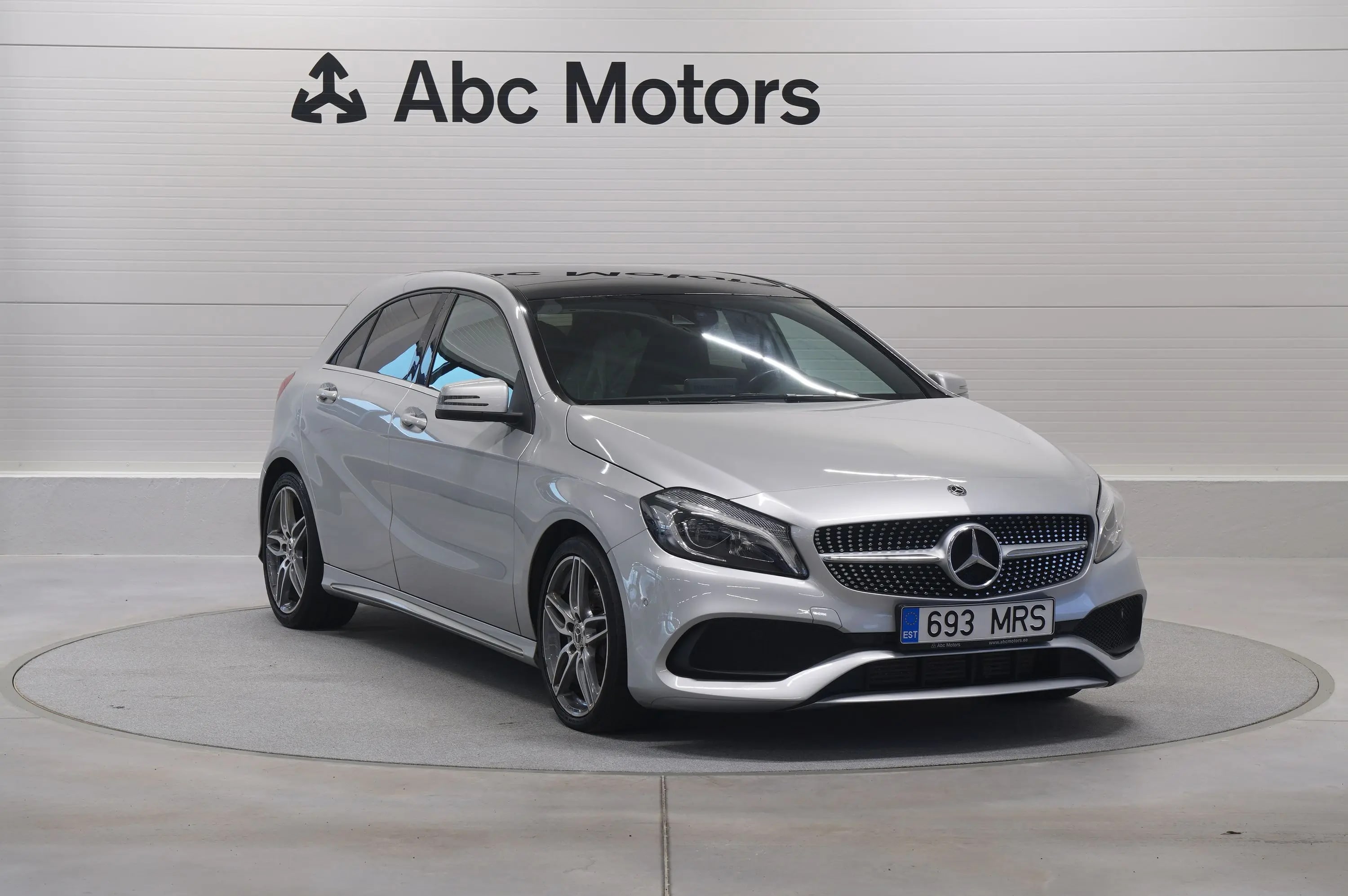 Mercedes-Benz A 180
