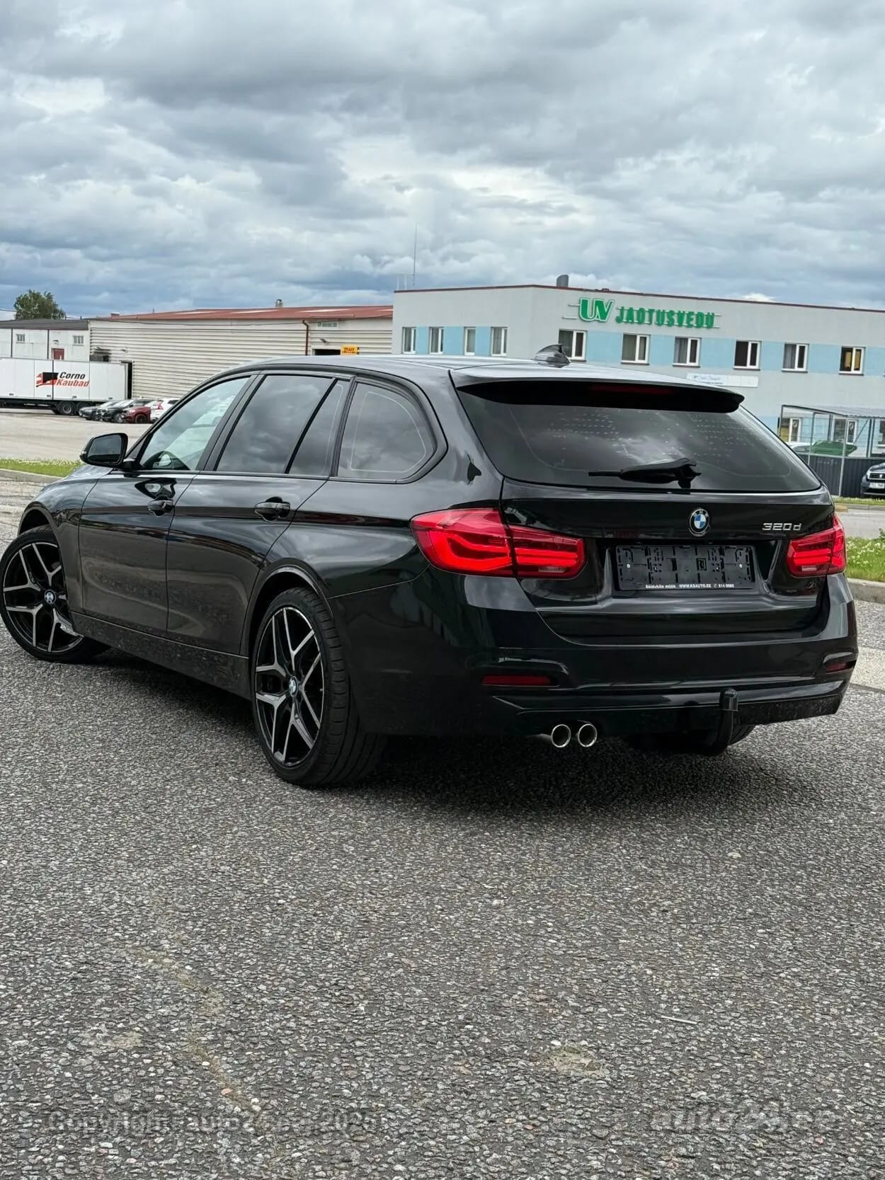 BMW 320