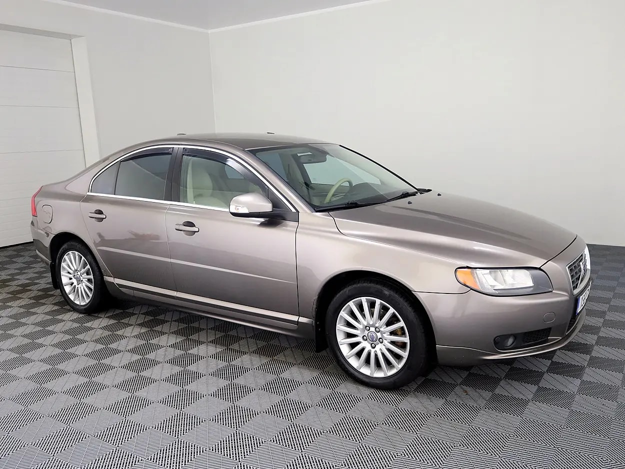 Volvo S80