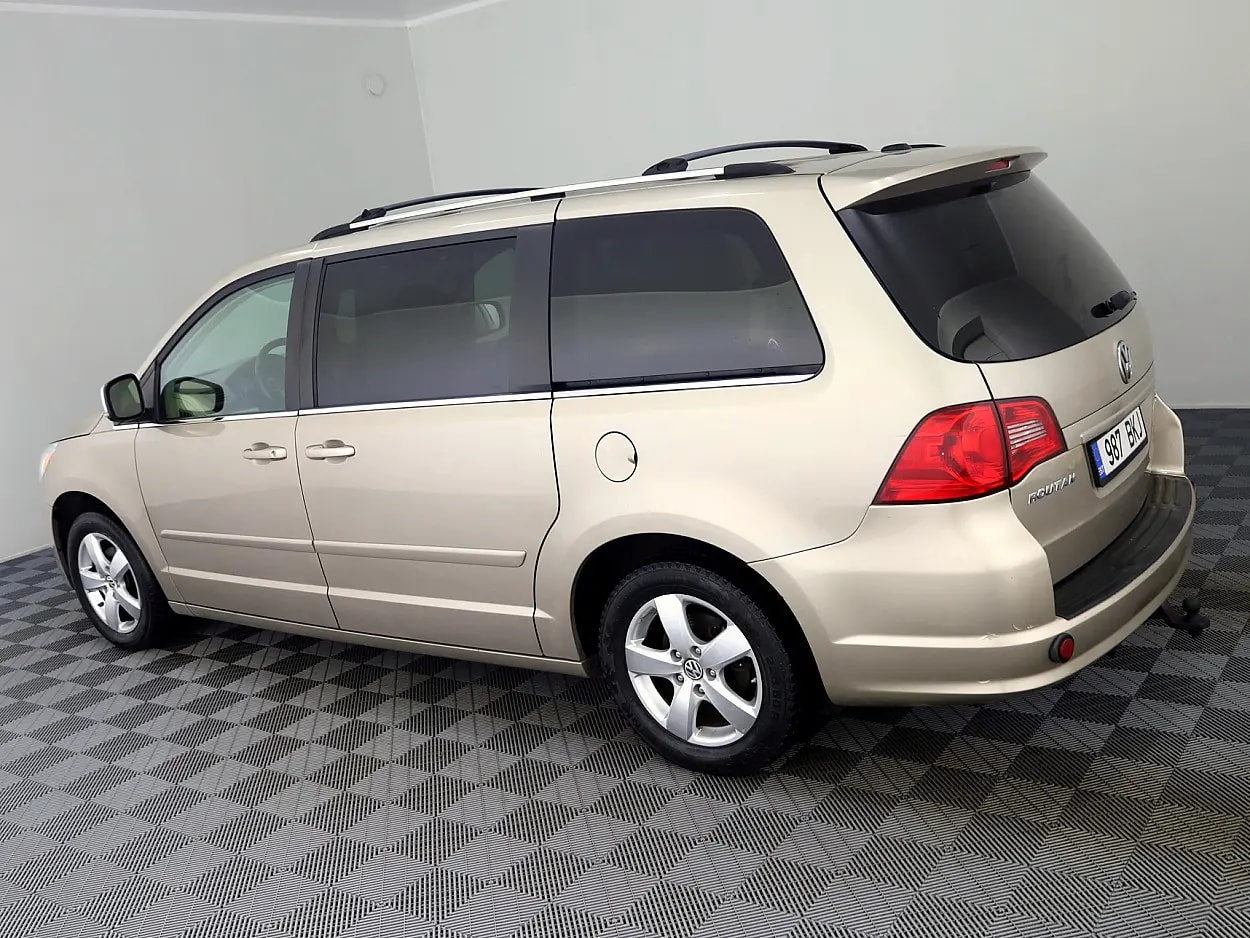 Volkswagen Routan