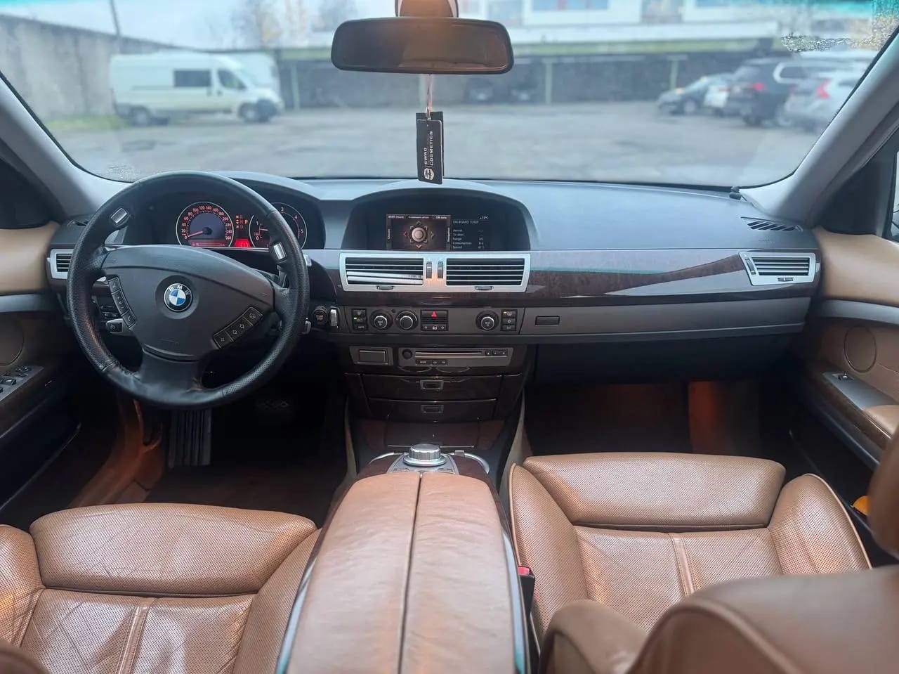 BMW 730