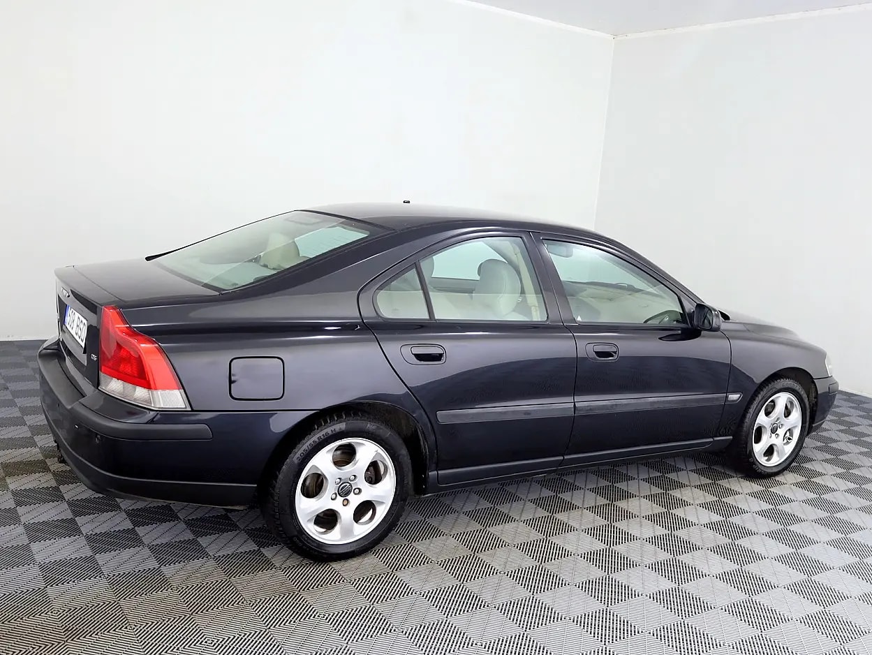 Volvo S60