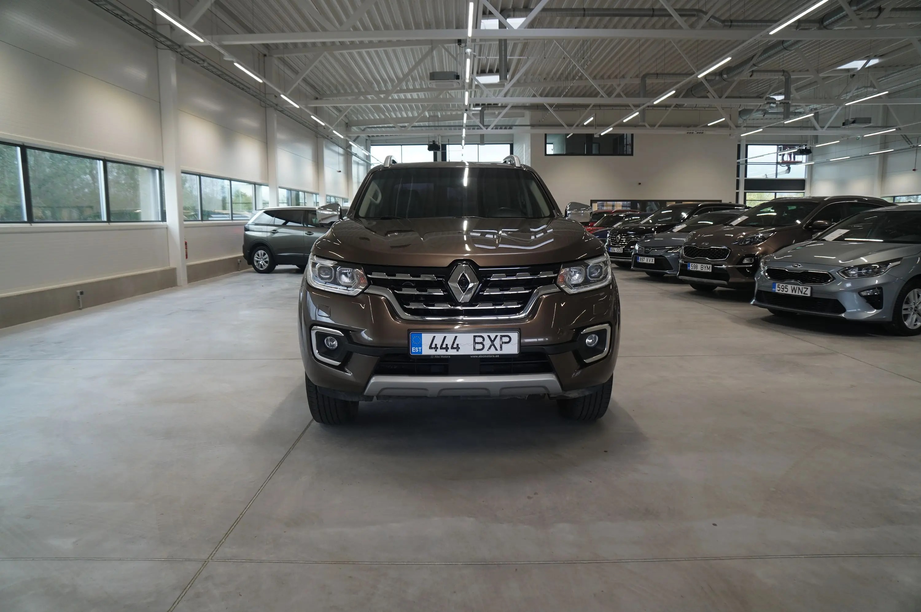 Renault Alaskan