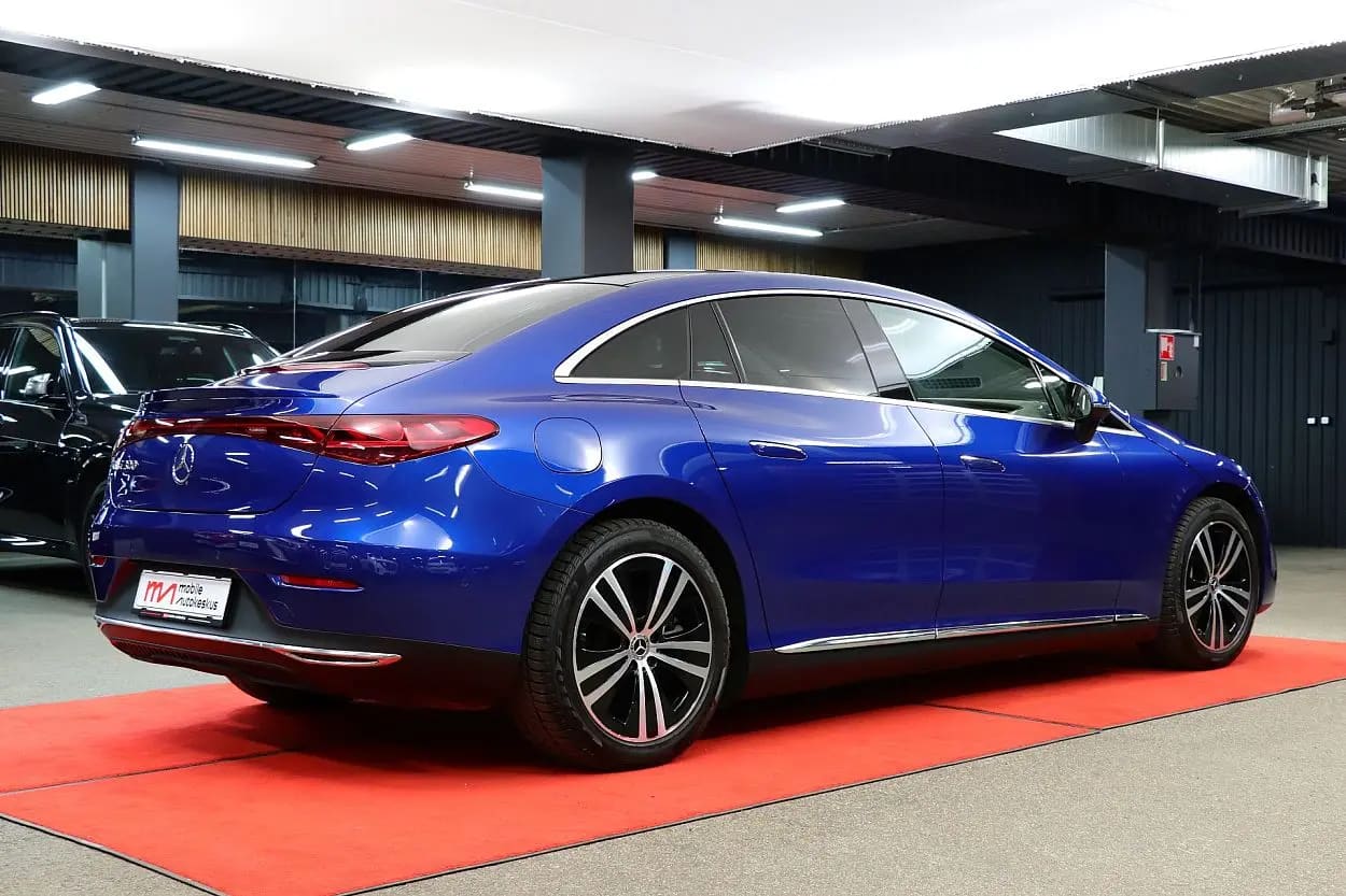 Mercedes-Benz EQE