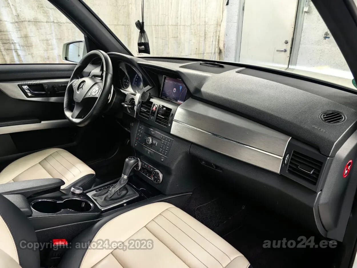 Mercedes-Benz GLK 320