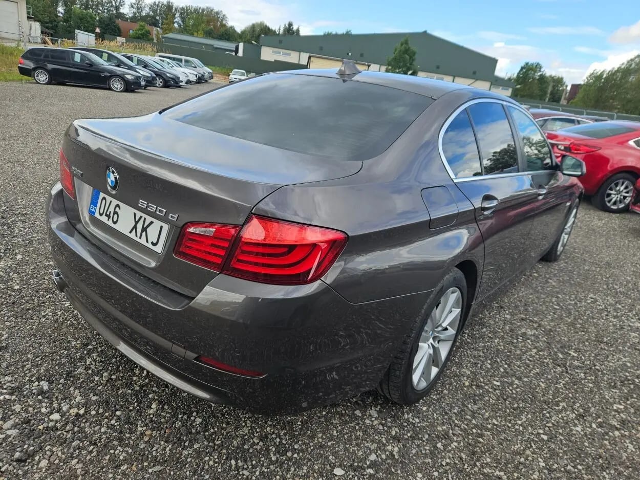 BMW 530